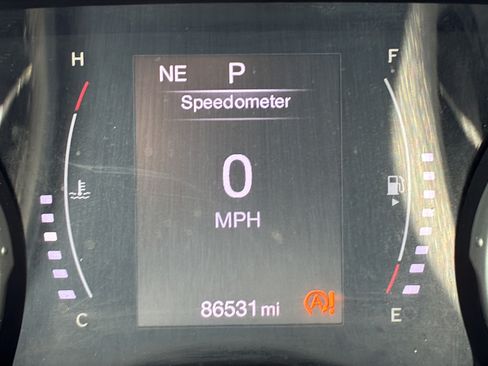 Used 2019 Jeep Compass Latitude FWD image 35