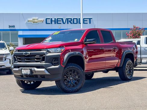 Certified 2023 Chevrolet Colorado Trail Boss w/ Advanced Trailering Package AWD/4WD image 1