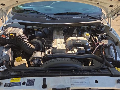 Used 1998 Dodge Ram 2500 Truck 2WD Quad Cab image 19