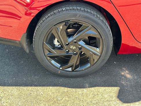 New 2026 Hyundai Elantra Sport image 17