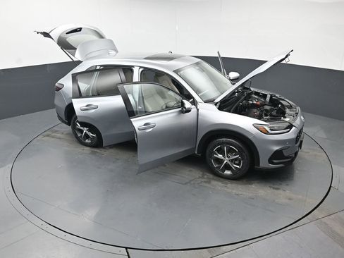 Certified 2023 Honda HR-V EX-L image 54
