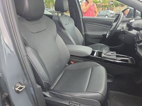 Certified 2023 Volkswagen ID.4 Pro S RWD image 4