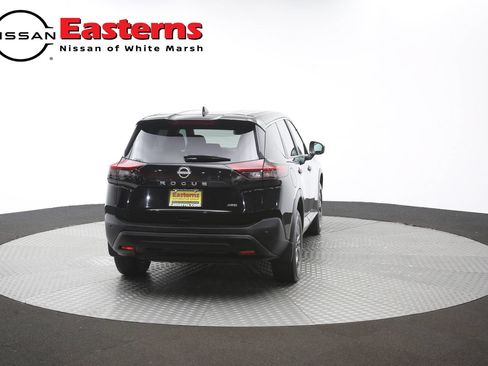Used 2023 Nissan Rogue S AWD/4WD image 35