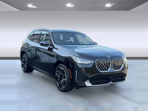 Used 2025 BMW X3 xDrive30i w/ Premium Package image 7