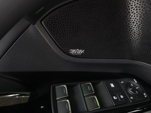 Used 2023 Lexus LX 600 4WD w/ Appearance Package image 17