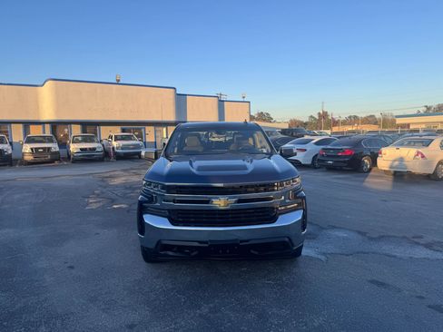 Used 2019 Chevrolet Silverado 1500 LT w/ Texas Edition image 2