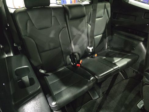 Used 2025 Kia Telluride S AWD/4WD image 12