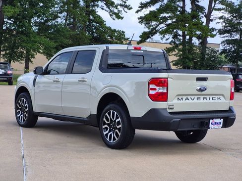Used 2024 Ford Maverick Lariat FWD image 4