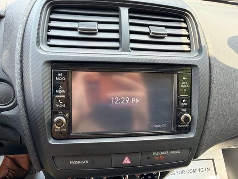 Used 2025 Mitsubishi Outlander Sport ES AWD/4WD image 23
