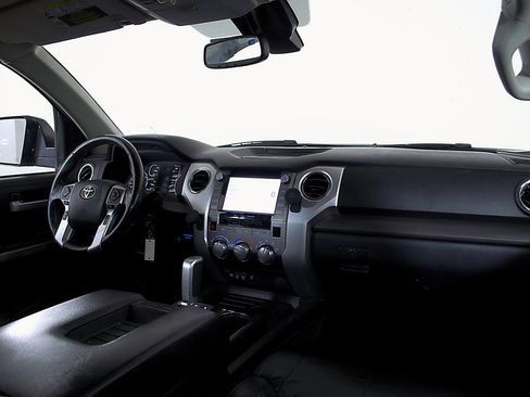 Used 2020 Toyota Tundra SR5 w/ SR5 Leather Package RWD image 23