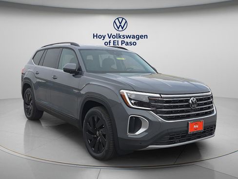 New 2026 Volkswagen Atlas SE FWD image 1