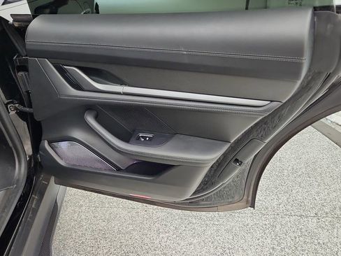 Used 2022 Porsche Taycan Turbo S image 46