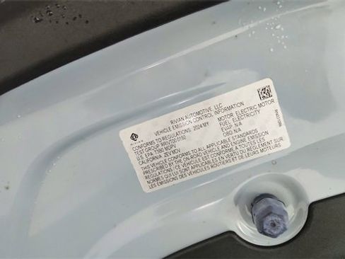 Used 2024 Rivian R1T Adventure image 64