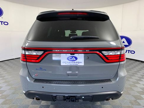 Used 2023 Dodge Durango AWD image 4