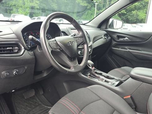 Certified 2022 Chevrolet Equinox RS w/ LPO, Floor Liner Package FWD image 24