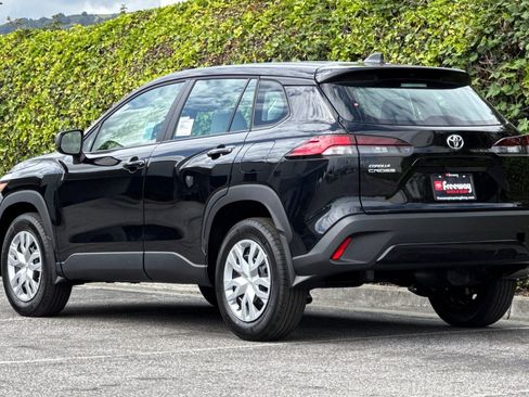 New 2026 Toyota Corolla Cross L FWD image 6