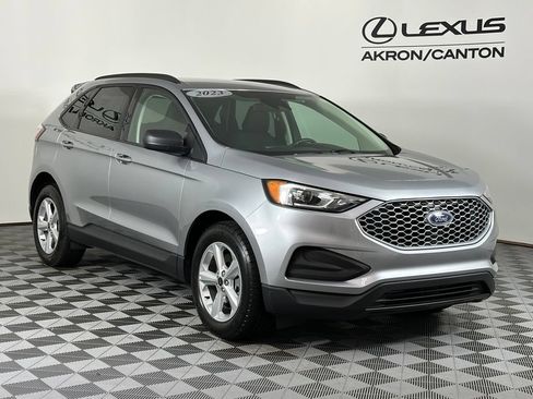 Used 2023 Ford Edge SE AWD/4WD image 2