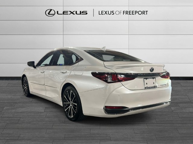 Used 2024 Lexus ES 300h w/ Premium Package FWD image 6