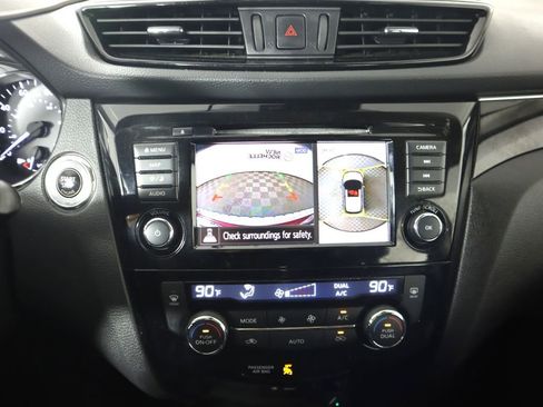 Used 2019 Nissan Rogue Sport SL image 13