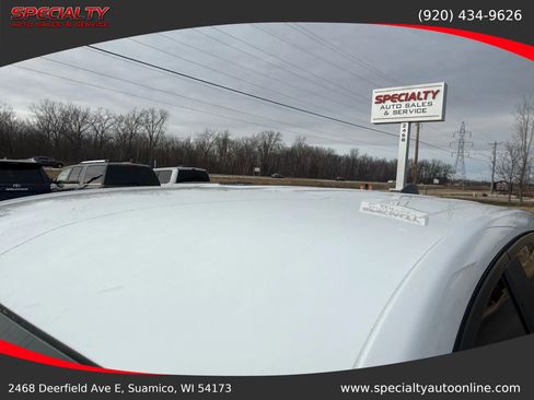 Used 2022 Chevrolet Equinox LT image 10