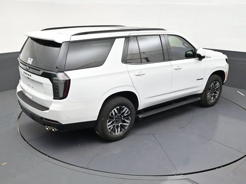 Used 2026 Chevrolet Tahoe Z71 w/ Comfort Package AWD/4WD image 15