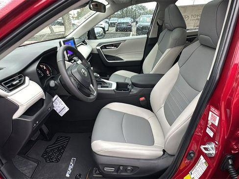 New 2025 Toyota RAV4 XLE Premium image 18