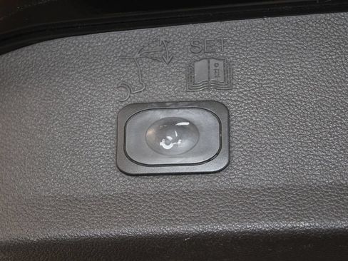 Used 2017 Ford Escape Titanium w/ Equipment Group 301A FWD image 14