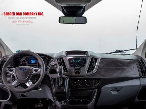 Used 2019 Ford Transit 350 XL image 17