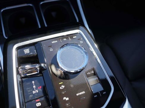 New 2026 BMW 740i 740i RWD w/ Premium Package image 25