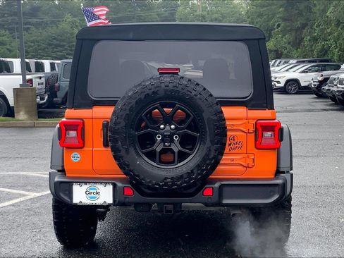 Certified 2025 Jeep Wrangler Sport AWD/4WD image 4