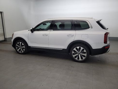 Used 2022 Kia Telluride S AWD/4WD image 3