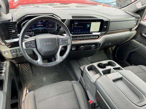 Used 2022 Chevrolet Silverado 1500 RST image 11