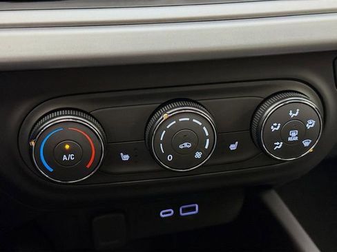 New 2026 Chevrolet Trax RS image 17