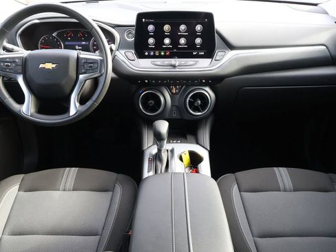 Certified 2023 Chevrolet Blazer LT w/ Convenience Package image 16