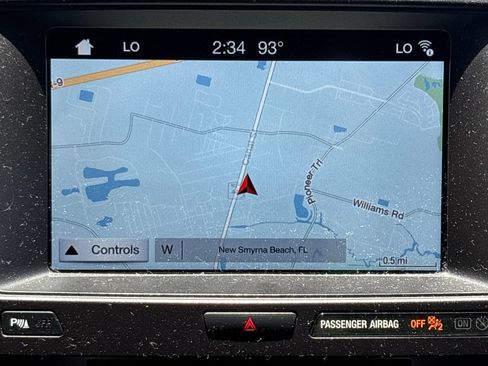 Used 2018 Ford Explorer XLT w/ Equipment Group 202A FWD image 25