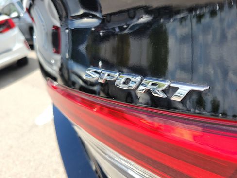 Used 2022 Honda Civic Sport image 7