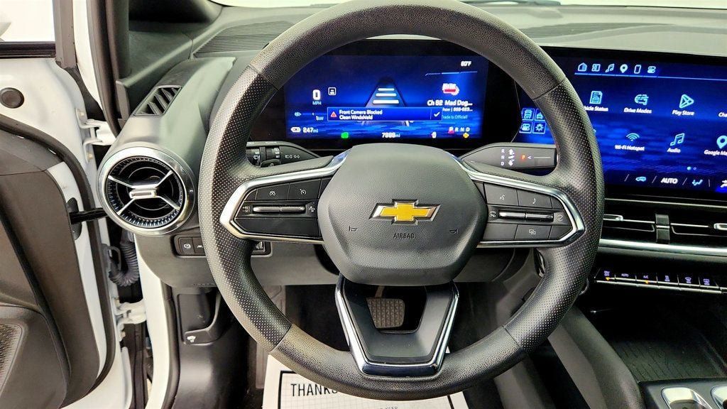 Used 2025 Chevrolet Equinox EV LT FWD image 12