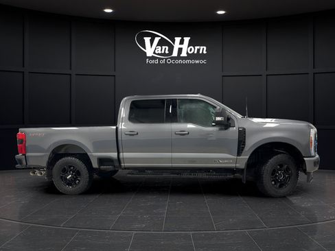 Used 2023 Ford F250 XLT w/ XLT Premium Package AWD/4WD image 8
