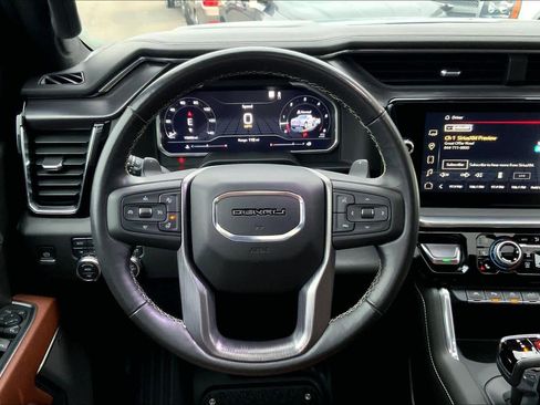 Used 2023 GMC Sierra 1500 Denali Ultimate image 5