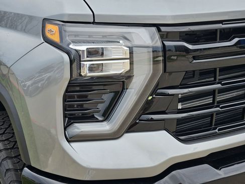 New 2026 Chevrolet Silverado 2500 LTZ w/ LTZ Plus Package AWD/4WD image 10