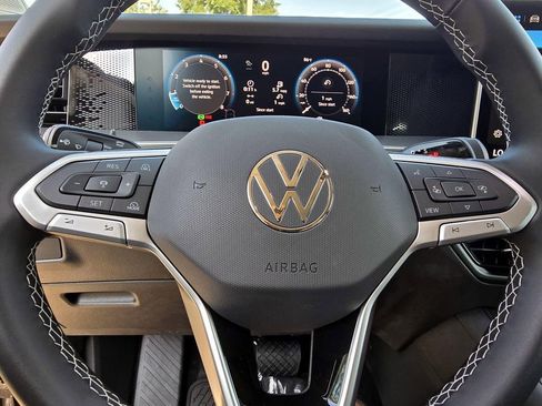 New 2025 Volkswagen Tiguan S image 12