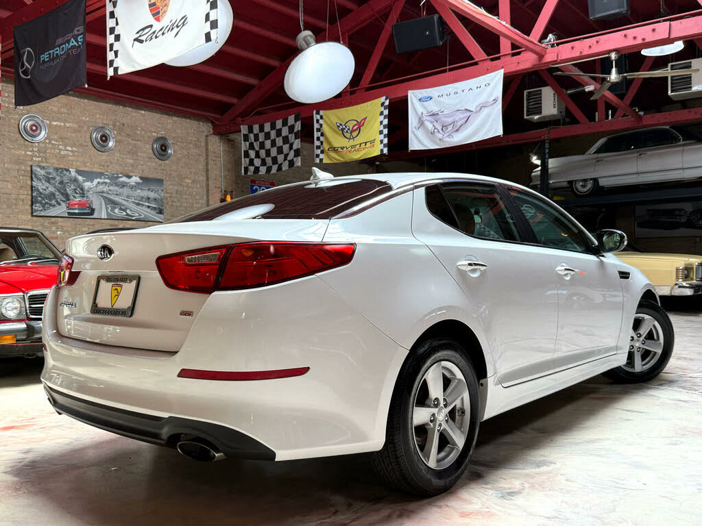 Used 2015 Kia Optima LX FWD image 4