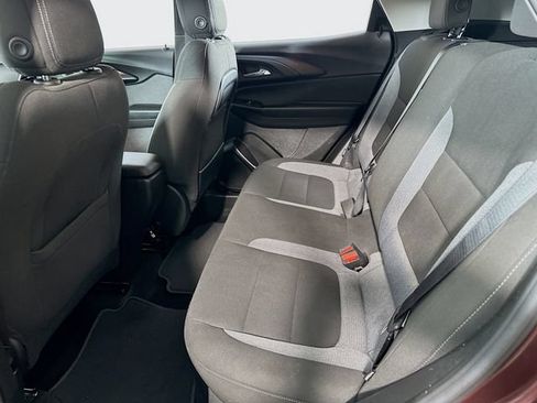 Used 2023 Chevrolet TrailBlazer LT FWD image 23