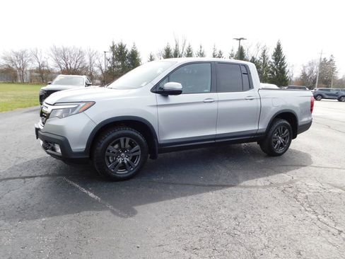 Used 2020 Honda Ridgeline Sport image 11