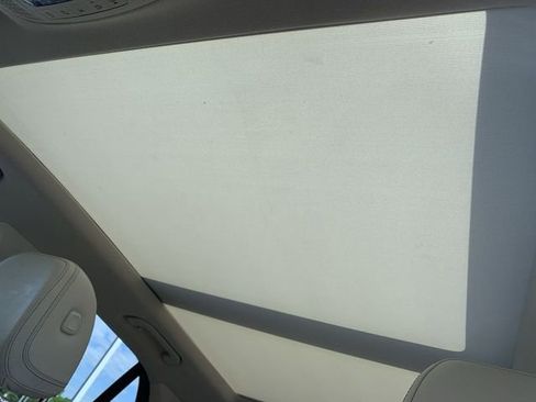 Used 2021 Mercedes-Benz GLE 450 4MATIC w/ AMG Line Exterior image 30