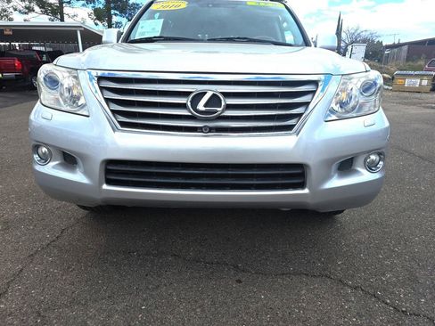 Used 2010 Lexus LX 570 4WD image 30