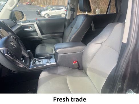 Used 2022 Toyota 4Runner SR5 Premium w/ Moonroof Package image 11