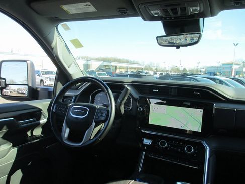 Certified 2024 GMC Sierra 2500 Denali w/ Denali Reserve Package image 29