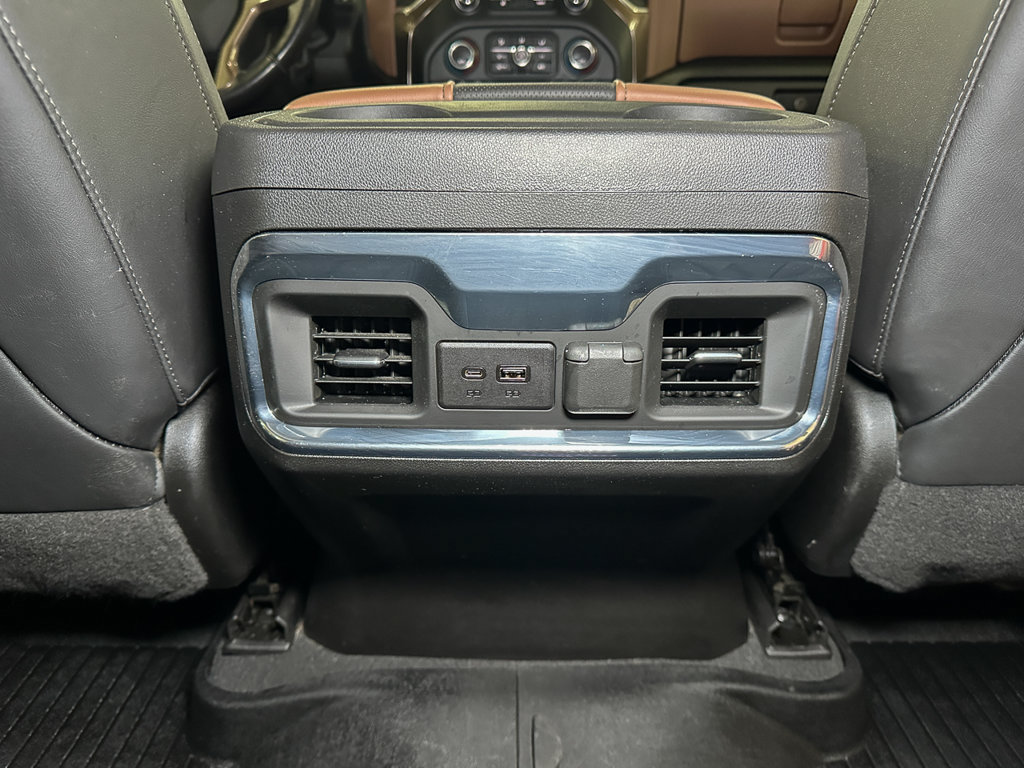 Used 2022 Chevrolet Silverado 2500 High Country w/ Safety Package II AWD/4WD image 28