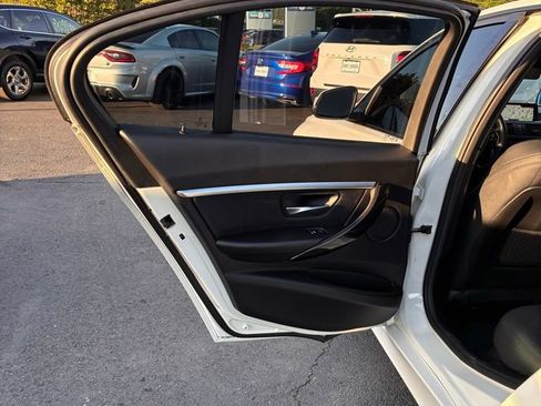 Used 2018 BMW 330i xDrive Sedan AWD/4WD image 44
